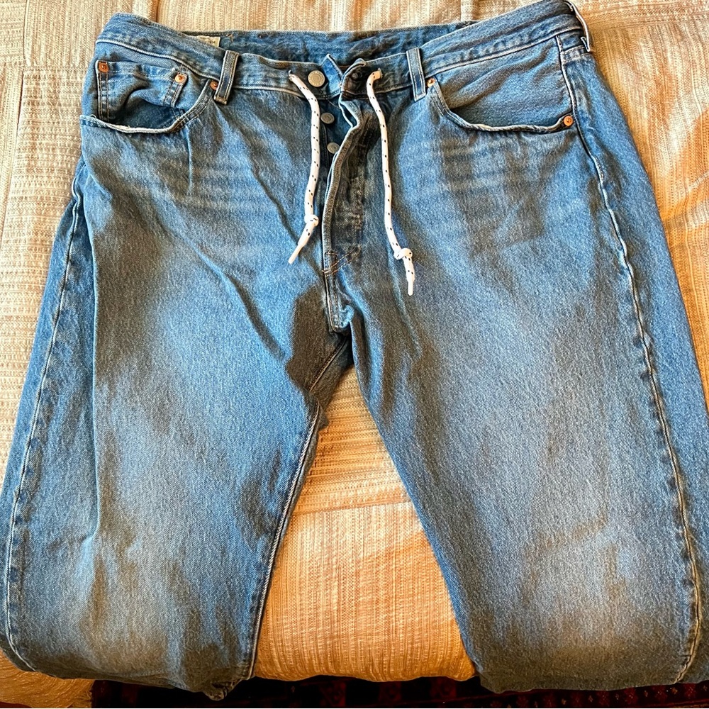 Levi’s 501 Joggers